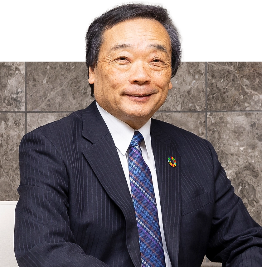 A portrait of the CEO Takayuki Ueda (photo)