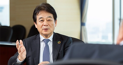 A portrait of Toshiaki Takimoto (photo)